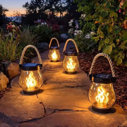 火を使わず、置くだけで“焚き火気分” ベランダ・寝室・キャンプで使える炎ゆらぎLEDランタン